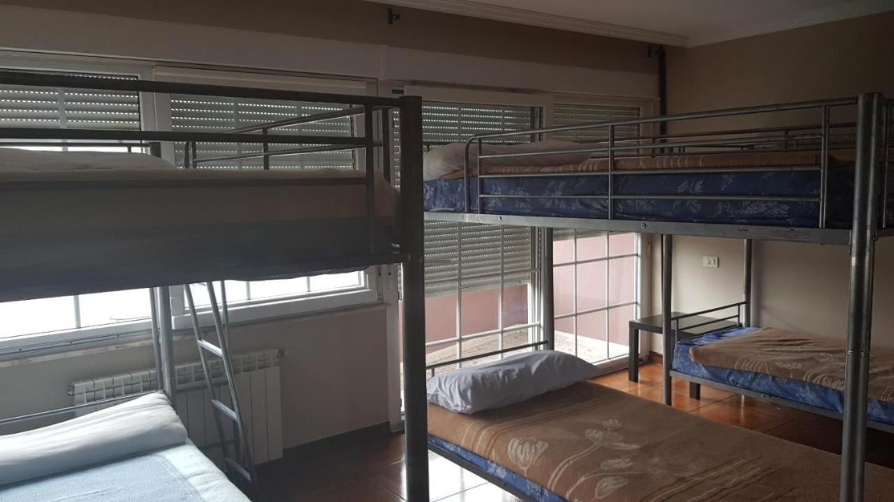 Albergue De Peregrinos Playa Quenxe Corcubión المظهر الخارجي الصورة